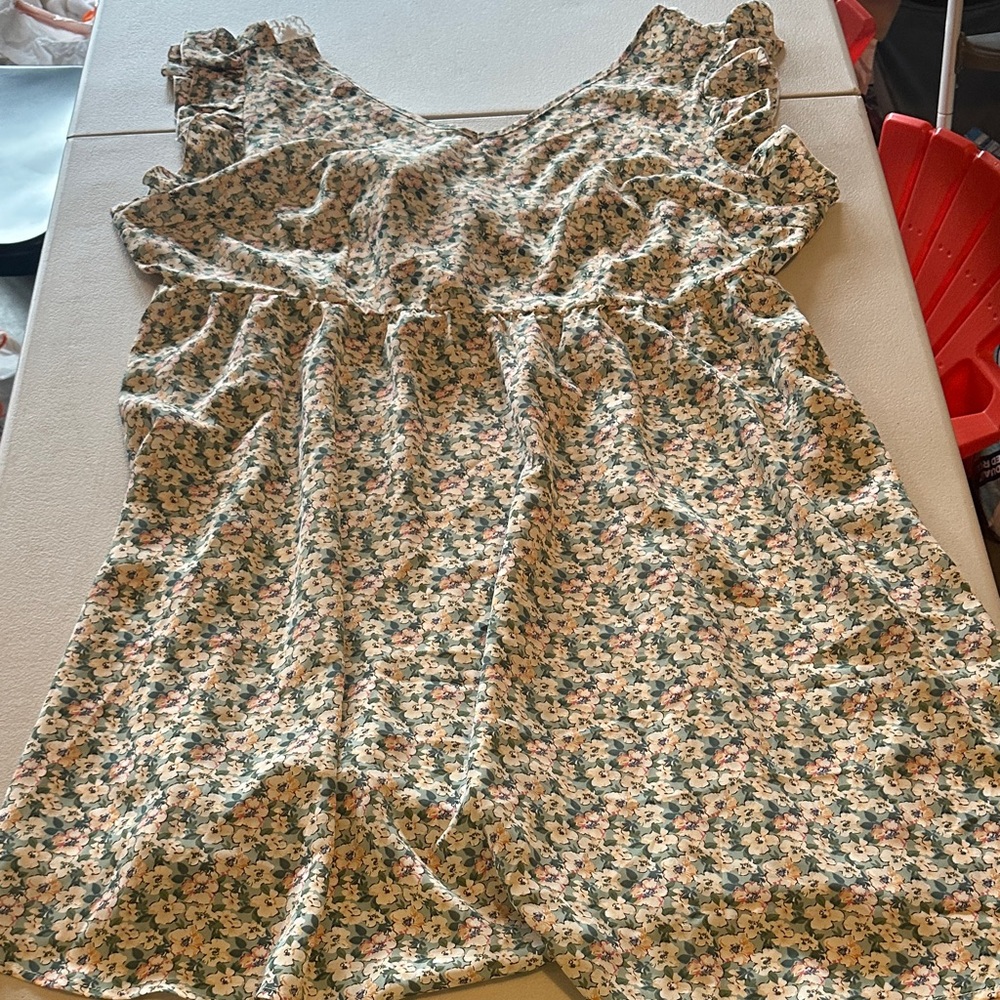 Floral Ruffle Sleeve Women's Top